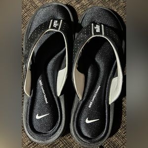 Nike comfort footbed